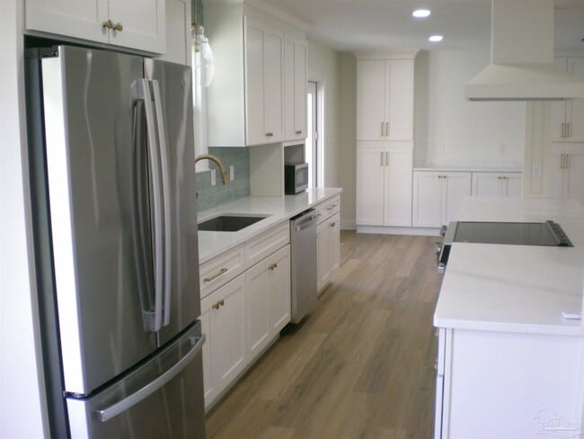 Building Photo - 11606 Chanticleer Dr