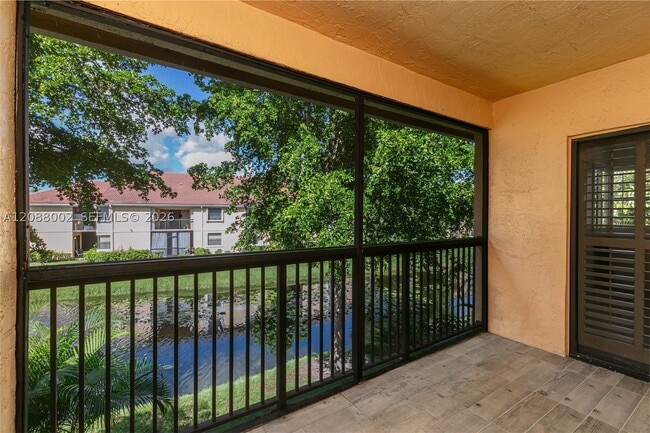 Building Photo - 5741 Riverside Dr