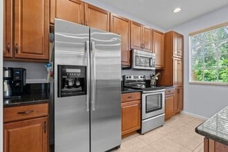 Building Photo - 7221 Briella Dr