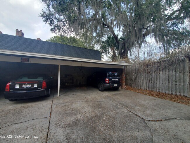 Building Photo - 2159 Riverside Ave