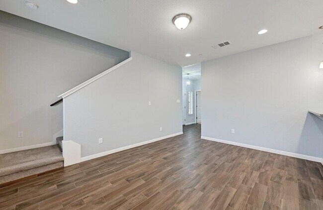 Building Photo - 1300 Catalan Rd