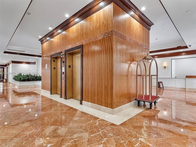 Building Photo - 8925 Collins Ave