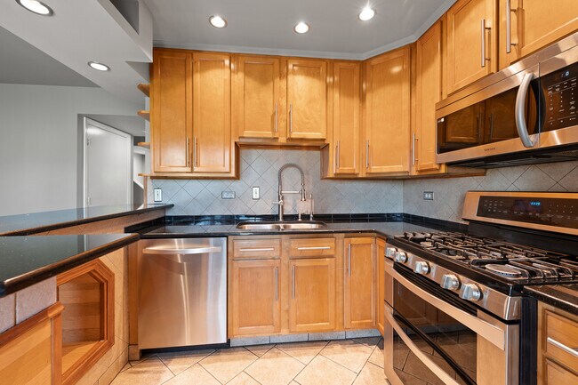 Building Photo - 260 Rodenburg Rd