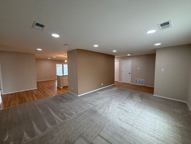 Building Photo - Beautifully Remodeled 3 Bedroom Single Story Home Available Near Golf Course Rd NW & McMahon Blvd...