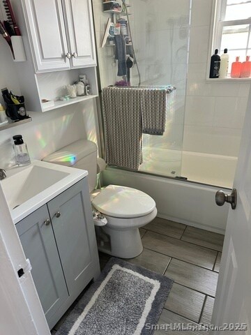 Building Photo - 16 Revere Dr