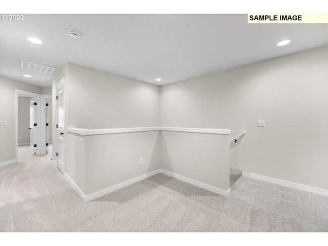Building Photo - 18426 NE 46th Pl