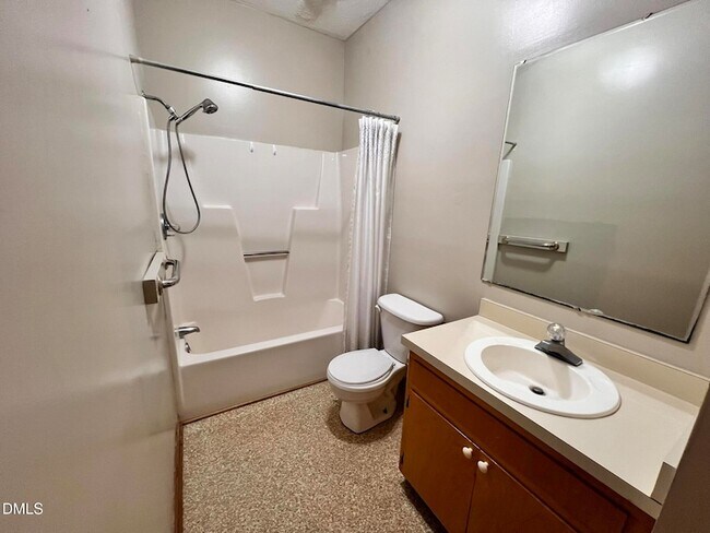 Building Photo - 4921 Fairground Rd