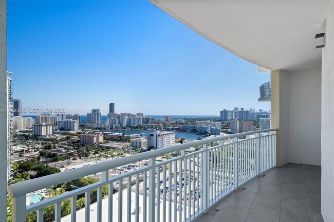 Building Photo - 1755 E Hallandale Beach Blvd