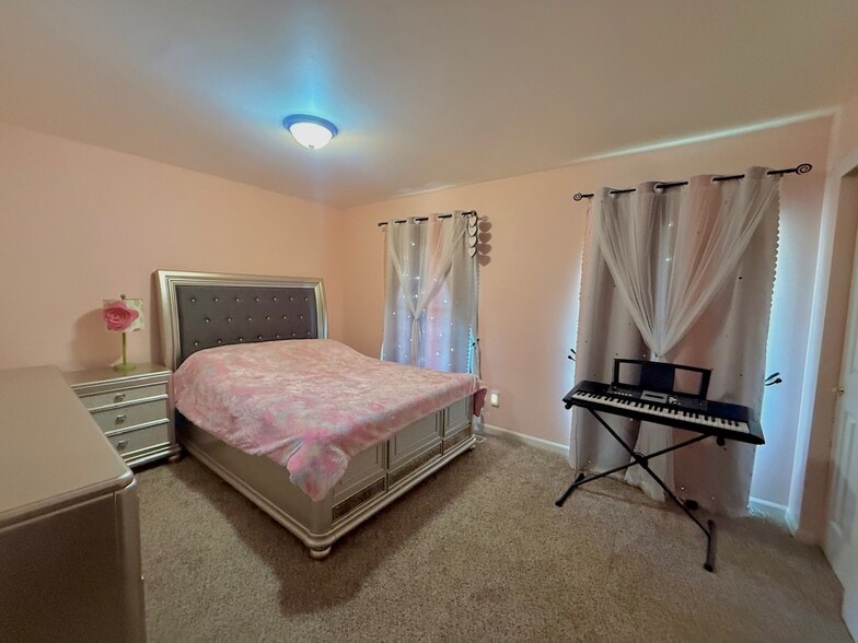Building Photo - 11227 Pointe Ct
