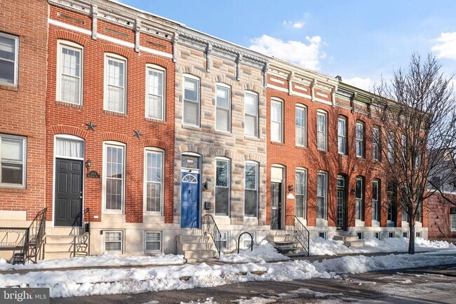 Building Photo - 1015 Riverside Ave