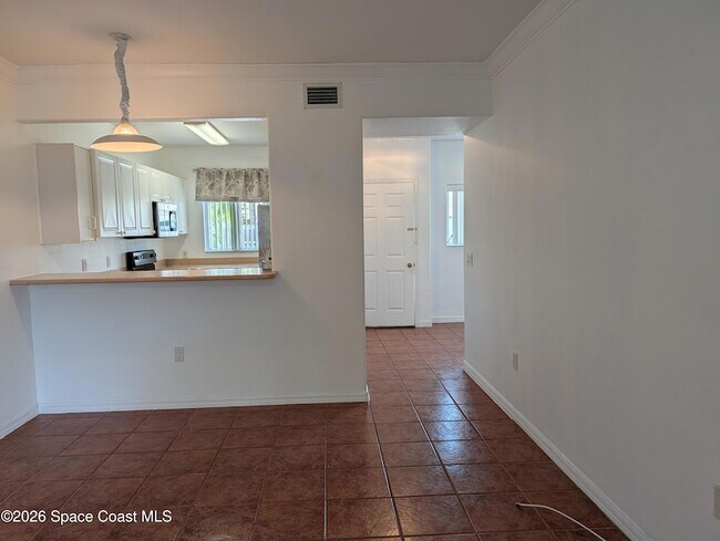 Building Photo - 313 Ocean Park Ln