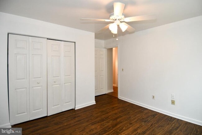 Building Photo - 6125 Trident Ln