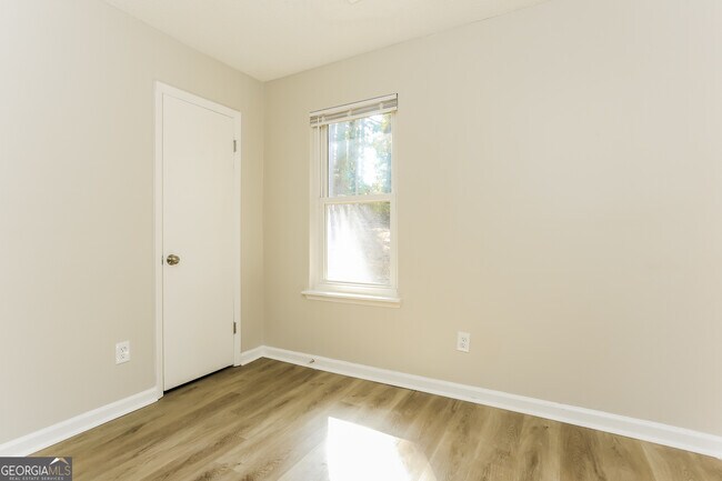 Building Photo - 1061 Brandon Hill Way