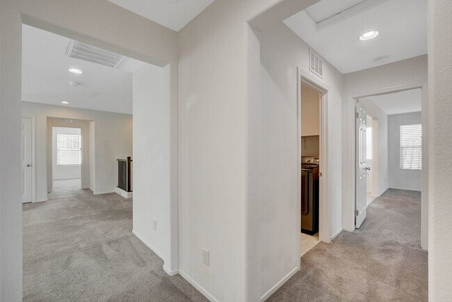 Building Photo - 5128 Granite Basin St