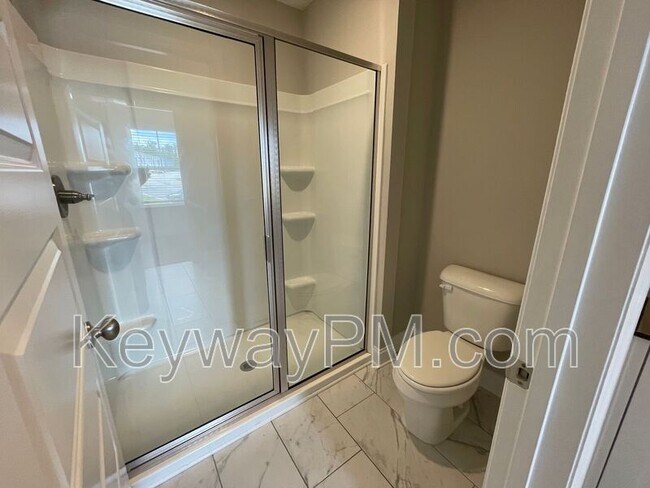 Building Photo - 4500 Chestnut Trl