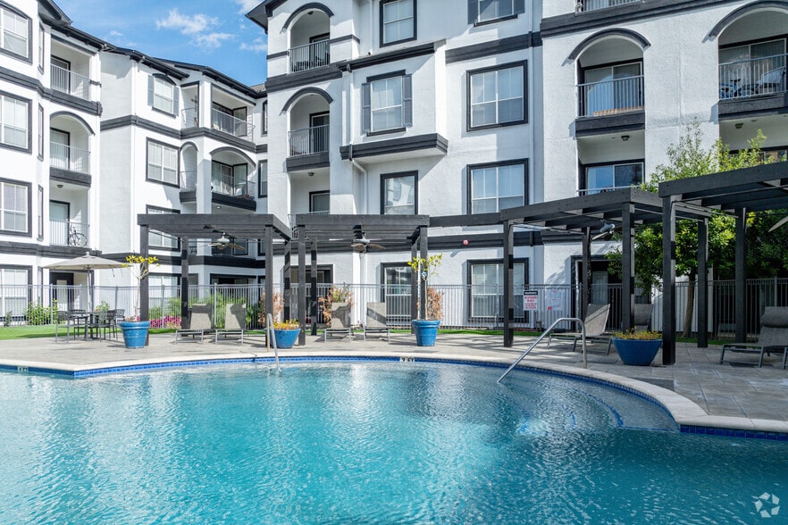 Primary Photo - Providence Uptown