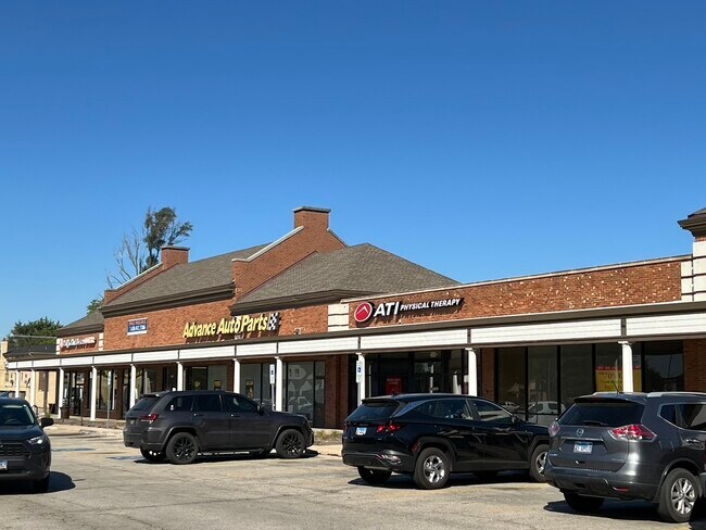 Building Photo - 1043 S York Rd