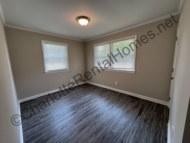 Building Photo - Renovated home in Bessemer City