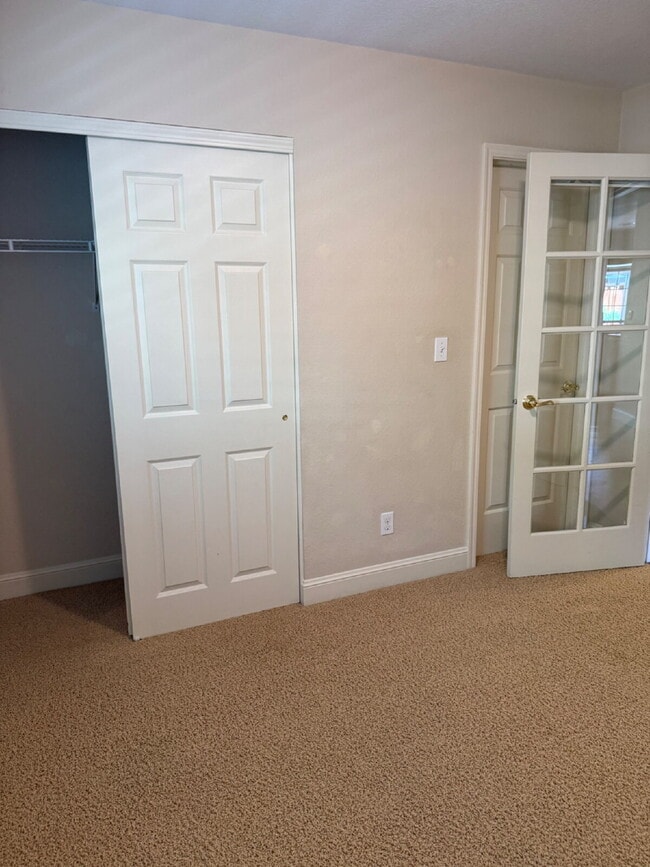 Building Photo - Beautiful 4 Bedroom, 3 Bathroom Pleasanton Home with 3-Car Garage & Large Backyard
