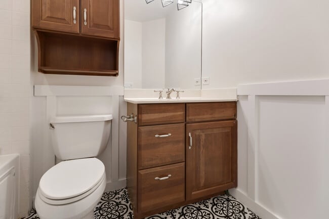 Building Photo - 616 Blue Spruce Ln
