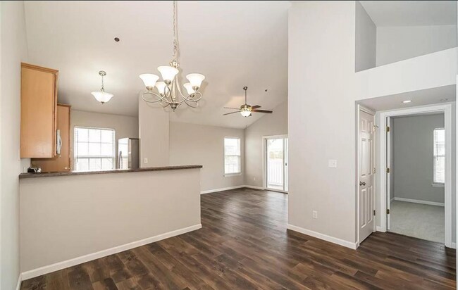 Building Photo - COMING SOON!! Beautiful 2-Bedroom, 2-Bath ...