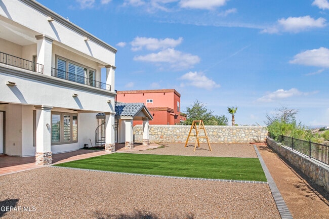 Building Photo - 6489 Calle Placido Dr
