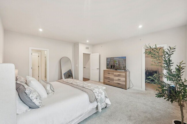 Building Photo - The Julianne is modern, functional, and full of charm—don’t let it get away!