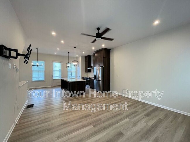 Building Photo - 717 Perch Pl