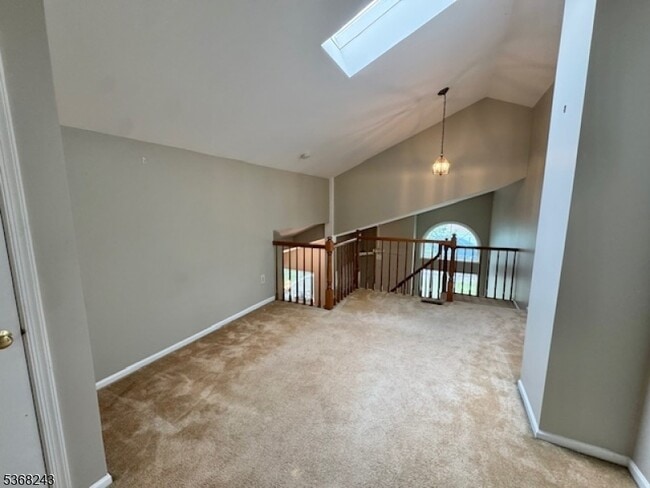 Building Photo - 64 Bentley Ct