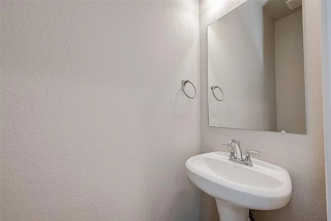 Building Photo - Beautiful Move-In Ready Home in Missouri City