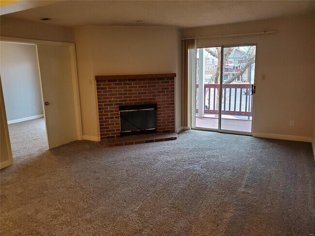 Building Photo - 128 Shirley Ridge Dr