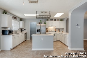 Building Photo - 9538 Campton Farms