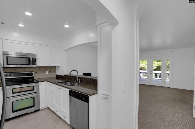 Building Photo - 301 Harbor Heights Dr