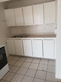 Building Photo - 1 bedroom in Eloy AZ 85131