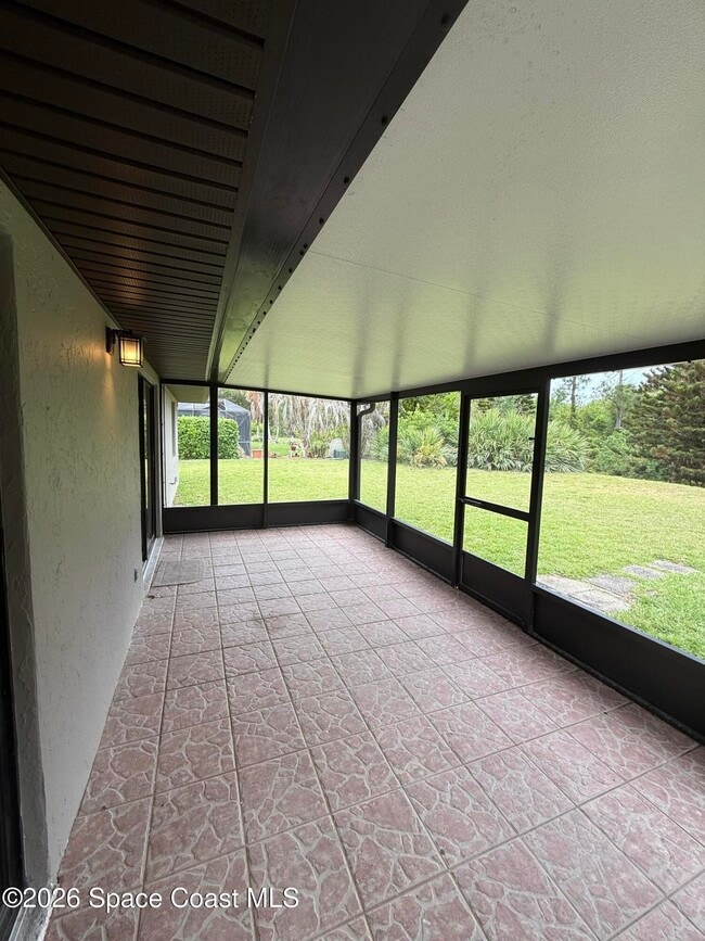 Building Photo - 610 Soto Grande Ct