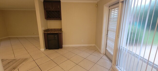 Building Photo - 3805 NW 50th St