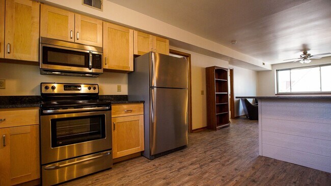 Interior Photo - 415