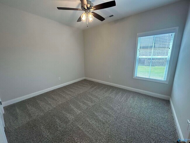 Building Photo - 14889 Imperial Dr