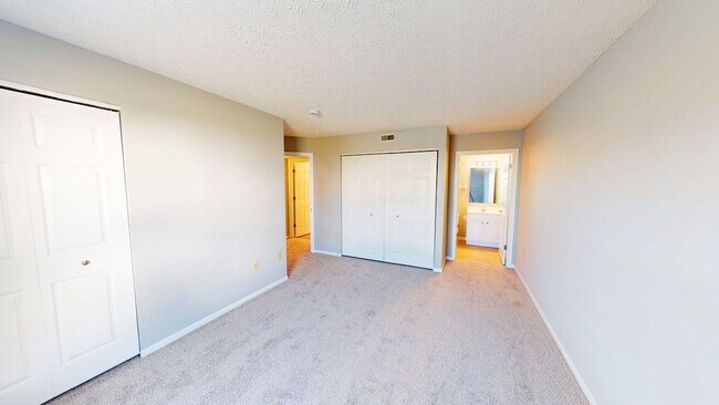 Building Photo - 5586 Cypress Chase