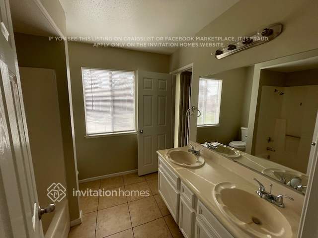 Building Photo - 13115 Sunbird Dr