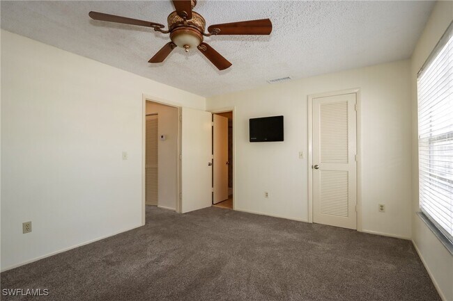 Building Photo - 25484 Cockleshell Dr