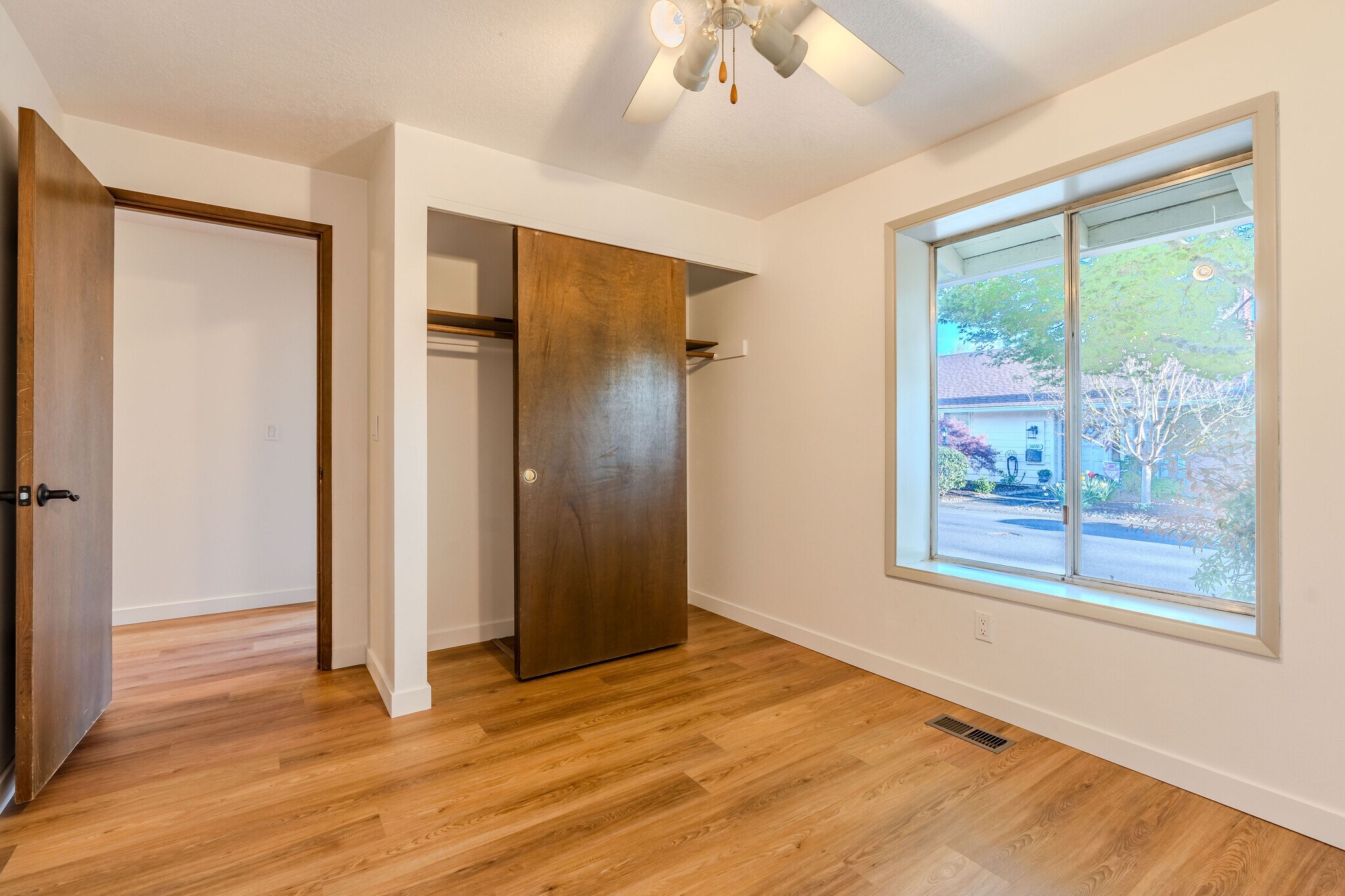 Building Photo - 14225 SW Rocklynn Pl