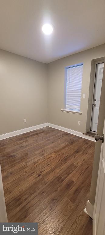 Building Photo - 4233 Lancaster Ave