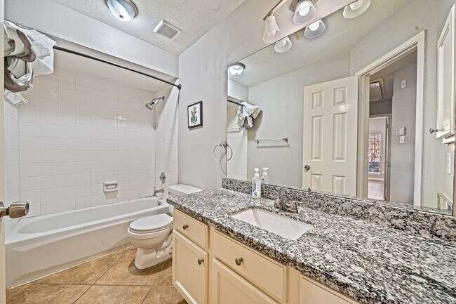 Building Photo - 23223 Hazel Field Ct