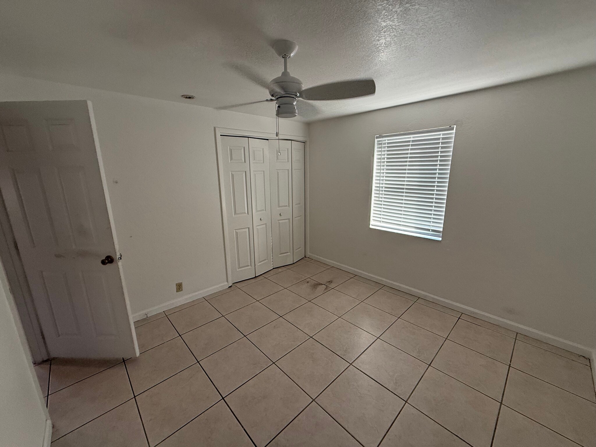 Building Photo - 1539 Magnolia Dr