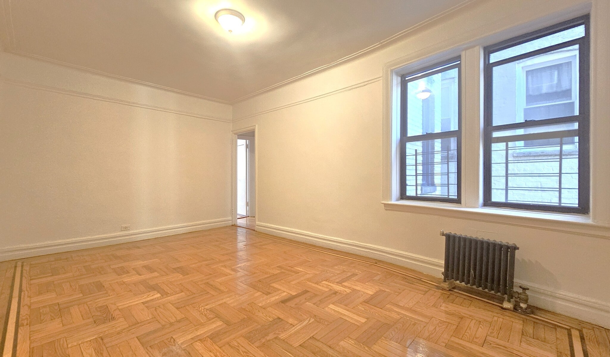 Building Photo - 165 Pinehurst Ave