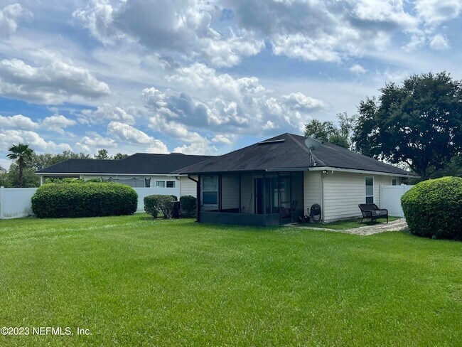 Building Photo - 4078 Pebble Brooke Circle South