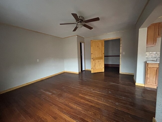 Building Photo - 106 High