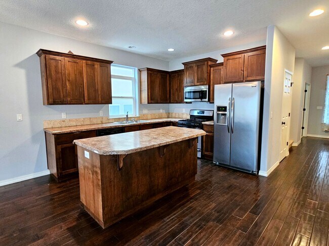 Building Photo - Two-Story House with Tons of Personality! ...