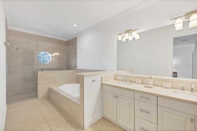 Building Photo - 3409 54th Dr W